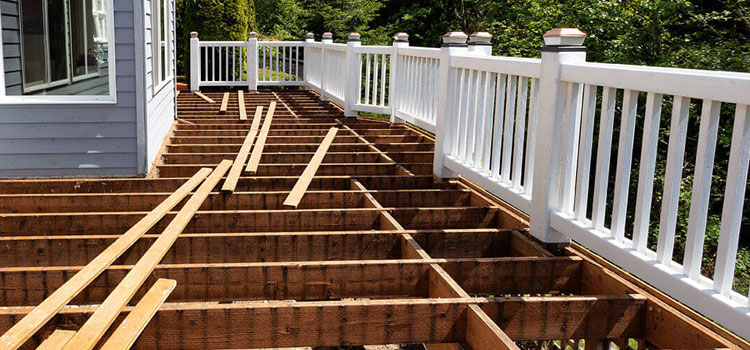 Deck Repair Free Estimate in Arleta, CA