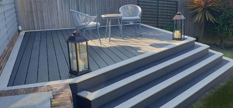 TREX Decking in Arleta, CA