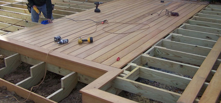 Wood Deck Builders in Arleta, CA